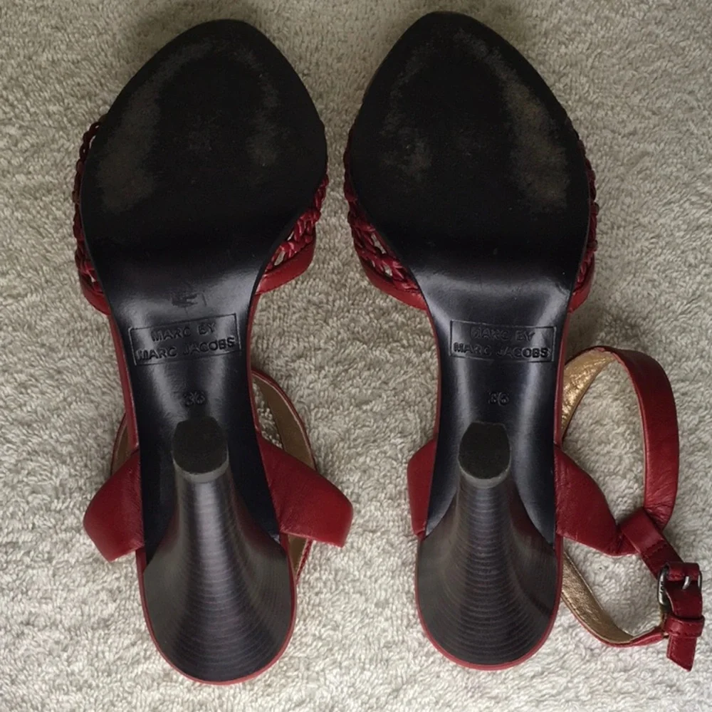 Marc by Marc Jacobs Red Leather Rounded Toe Heels (36 / US 6) - Picture 6 of 8